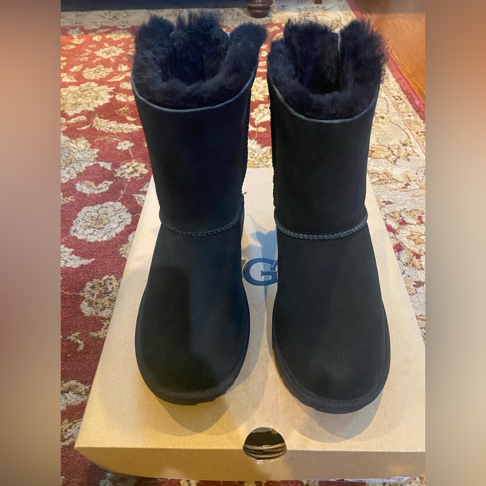 UGG Kids Bailey Bow Boots- Black